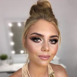 Meet your Posher, Oliwia